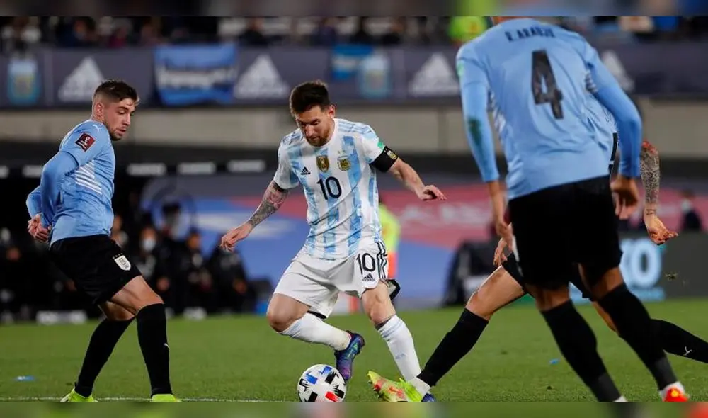 El Argentina vs. Uruguay se podrá ver desde las 6.00 p. m. (hora peruana) y 8.00 p. m. (hora argentina y uruguaya). Foto: EFE