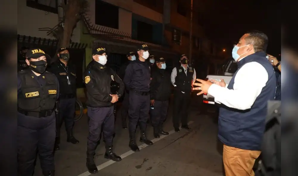Alcalde encabezó operativo contra hoteles de dudosa reputación. Foto: MPT Alcalde encabezó operativo contra hoteles de dudosa reputación. Foto: MPT