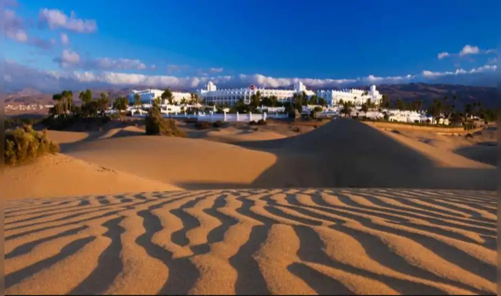 Reserva Natural Especial Dunas de Maspalomas ha sido afectada por los constantes encuentros sexuales en la zona. Foto: holaislascanarias. Reserva Natural Especial Dunas de Maspalomas ha sido afectada por los constantes encuentros sexuales en la zona. Foto: holaislascanarias.