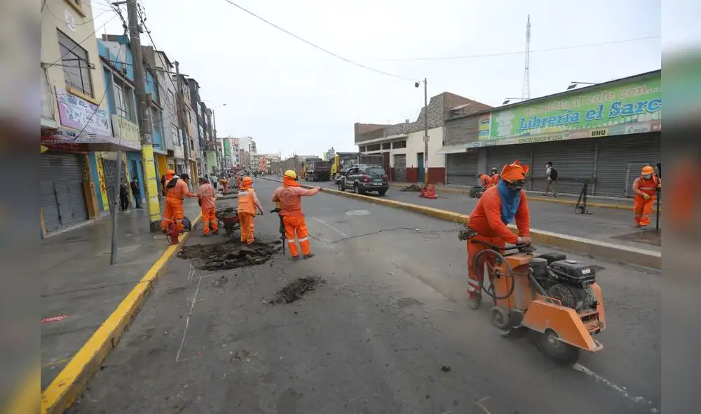 La comuna inició parchado de pistas que hoy están bajo la lupa. Foto: MPT La comuna inició parchado de pistas que hoy están bajo la lupa. Foto: MPT