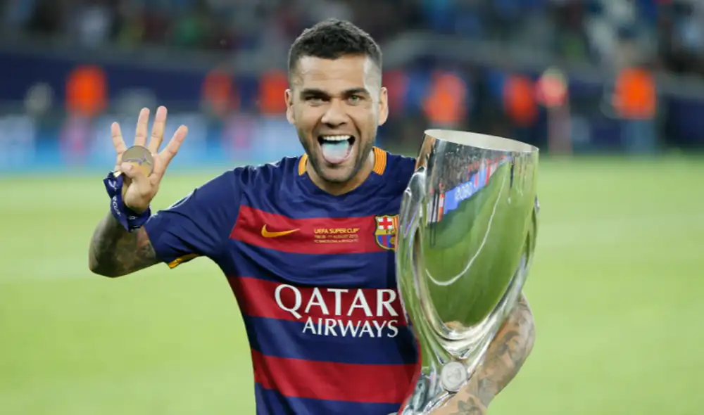 Dani Alves regresa al Barcelona luego de 5 años. Foto: EFE