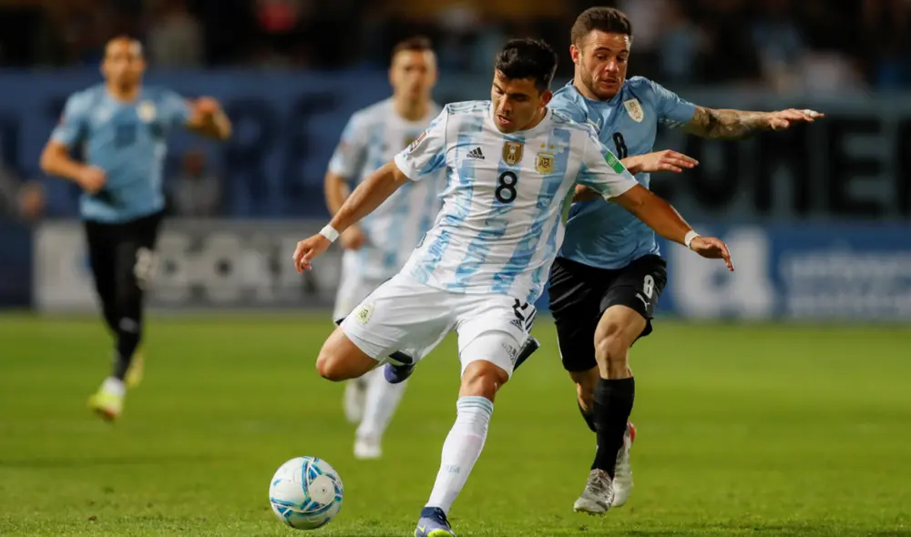 Uruguay vs. Argentina juegan hoy en el cierre de la fecha 13 de las Eliminatorias Qatar 2022. Foto: EFE Uruguay vs. Argentina juegan hoy en el cierre de la fecha 13 de las Eliminatorias Qatar 2022. Foto: EFE