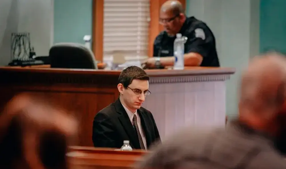 El abogado de Joseph Elledge calificó el deceso de Mengqi Ji de “trágico accidente”. Foto: Columbia Daily Tribune El abogado de Joseph Elledge calificó el deceso de Mengqi Ji de “trágico accidente”. Foto: Columbia Daily Tribune