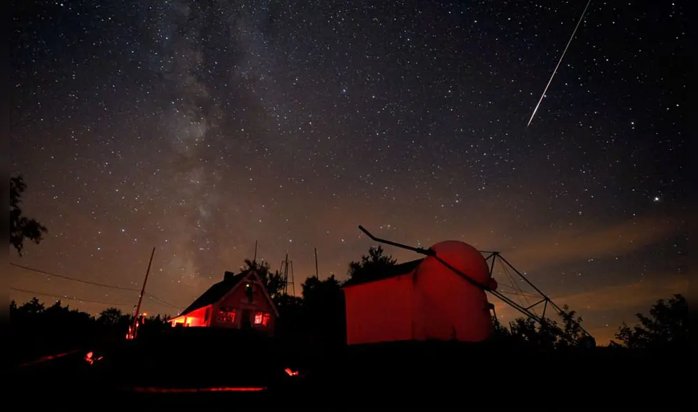 La lluvia de estrellas Leónidas 2021 llega a su punto máximo en la madrugada del 17 de noviembre. Foto: Sky and Telescope.