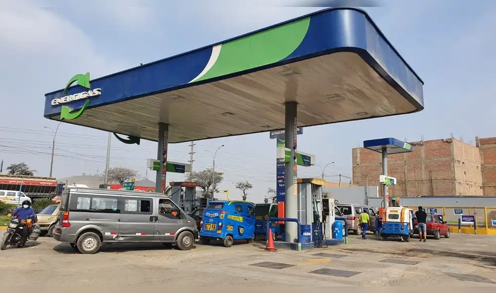 Los intervenidos fueron identificados como Rosendo Javier Villegas (25) y Píol Candelario Guerra (29), quienes fueron trasladados a la Dirincri para las investigaciones del caso. Foto: Mary Luz Aranda/URPI-LR