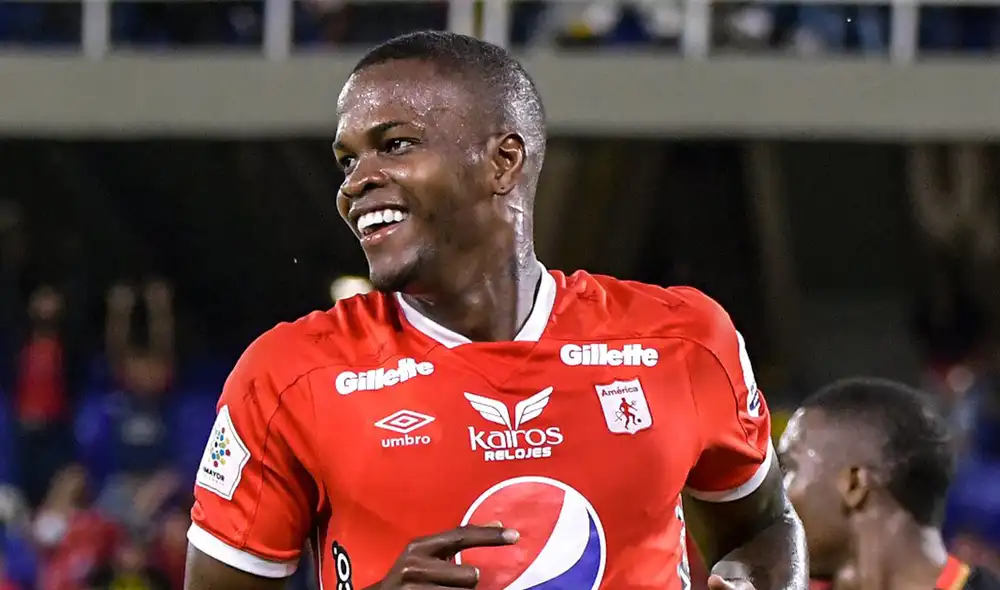 América de Cali derrotó 3-0 a Deportivo pasto con dos goles de Larry Angulo. Foto: América de Cali