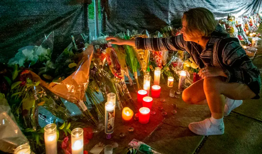 Asistentes al festival Astroworld describieron el evento como traumatizante, y muchos testigos dijeron que vieron cuerpos sin vida pisoteados en medio del caos. Foto: AFP