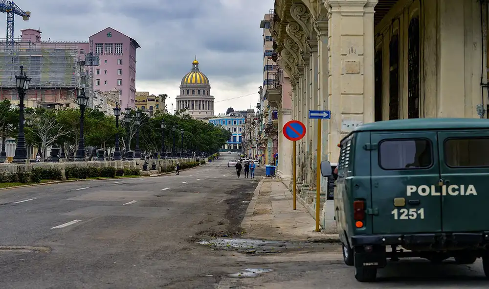 En Miami hubo manifestaciones en solidaridad con el llamado a protestas opositoras en Cuba. Foto: AFP
