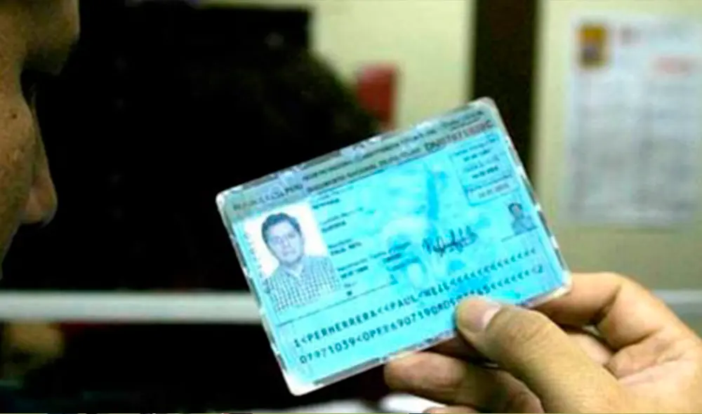 Al quedar sin efecto el uso de la libreta electoral, el ciudadano no podía acceder a servicios de salud ni ningún tipo de beneficio por parte del gobierno. Foto: archivo La República Al quedar sin efecto el uso de la libreta electoral, el ciudadano no podía acceder a servicios de salud ni ningún tipo de beneficio por parte del gobierno. Foto: archivo La República