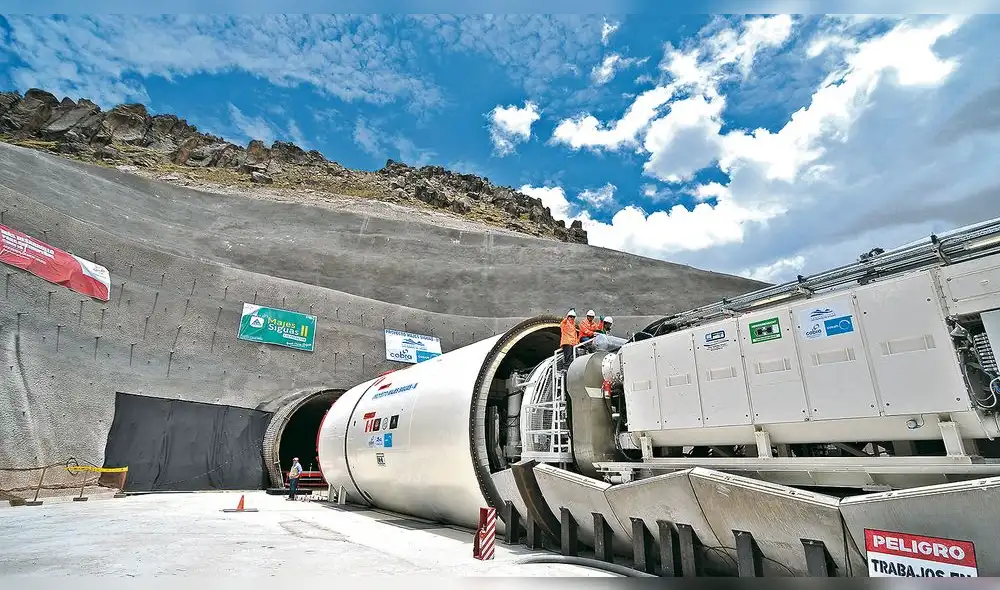 Apuran. Concesionaria de Majes II dio hasta el 8 de diciembre para retomar proyecto que está parado desde hace años. Apuran. Concesionaria de Majes II dio hasta el 8 de diciembre para retomar proyecto que está parado desde hace años.