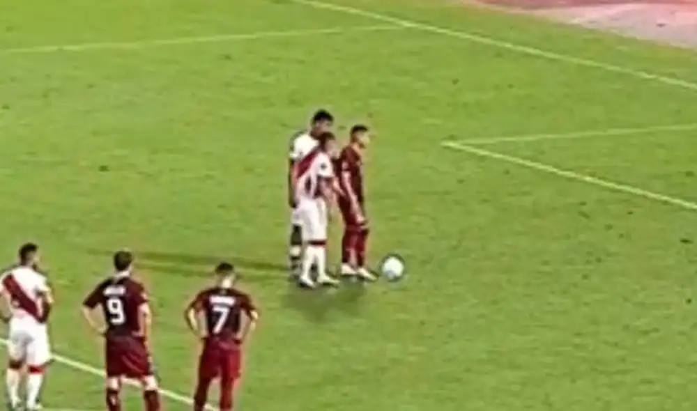 Darwin Machís buscó su doblete pero Gallese se lo impidió. Foto: captura Movistar Deportes