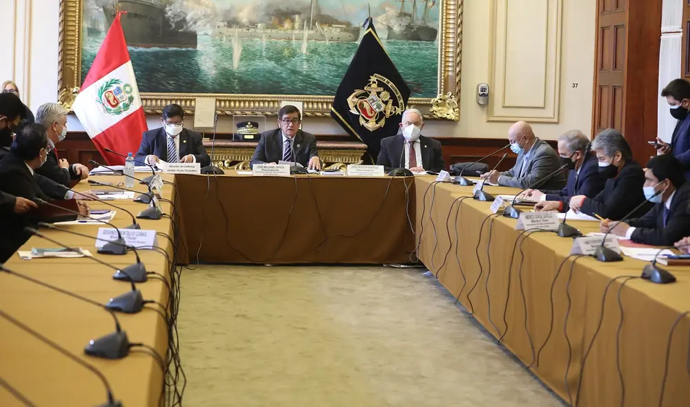 José Williams Zapata de Avanza País es el presidente la Comisión de Defensa del Parlamento. Foto: Congreso