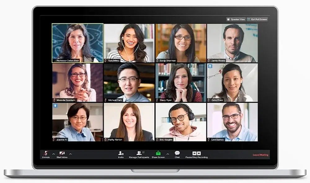 Si estás en una videollamada, puedes moverte de lugar de una forma muy sencilla. Foto: Zoom Si estás en una videollamada, puedes moverte de lugar de una forma muy sencilla. Foto: Zoom