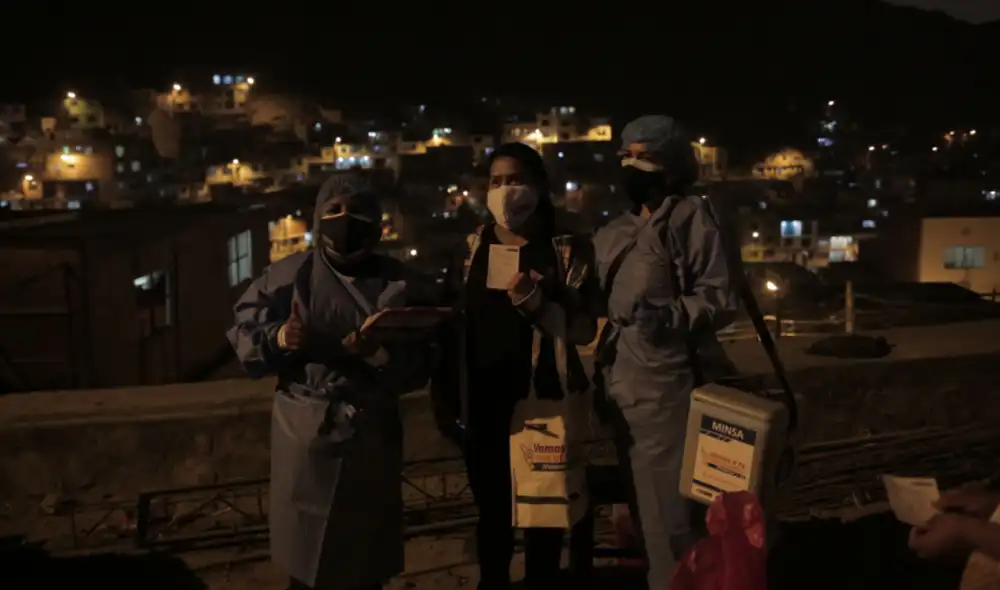 Brigadas de salud llegan hasta los lugares más alejados de la capital. Foto: Gerardo Marín / La República