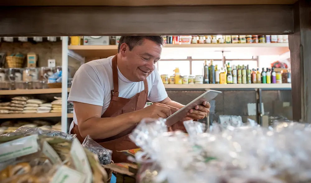 Al contar con transacciones digitales, los comercios pueden tener toda la información de sus operaciones en un mismo lugar. Foto: Visa