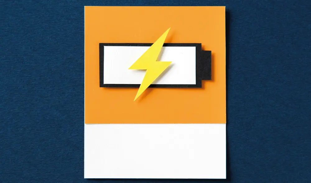 En ocasiones, no tenemos disponible el cargador de nuestros celulares y debemos recurrir a otras opciones de reemplazo. Foto: Freepik