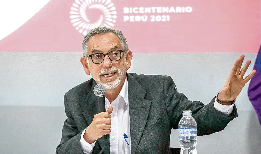 Auspicioso mensaje. Ministro Francke expuso en el segundo día de CADE Ejecutivos. Foto: difusión