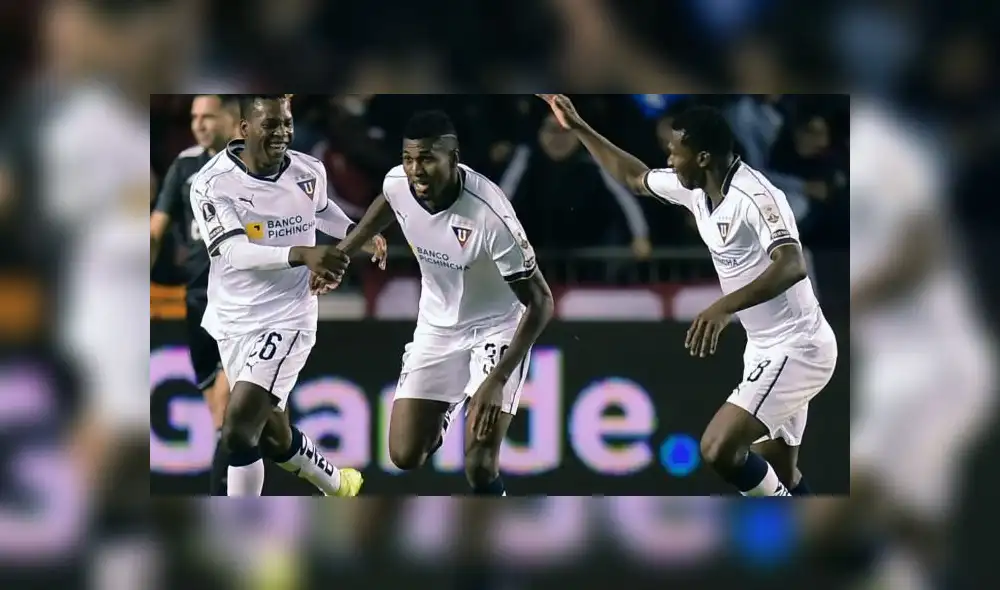 José Ayoví está en la orbita del Cienciano. Foto: AFP. José Ayoví está en la orbita del Cienciano. Foto: AFP.