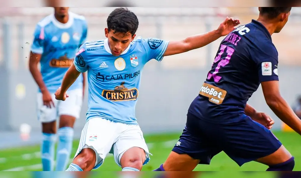 Jhilmar Lora debutó con la casaquilla celeste en 2020. Foto: Twitter/Sporting Cristal