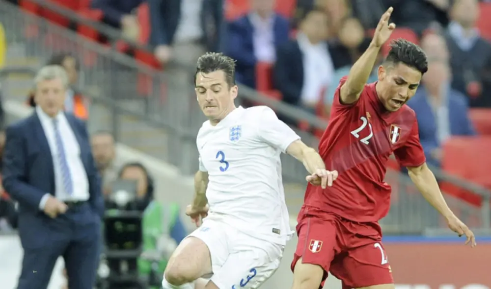 Jean Deza fue titular ante Inglaterra en el 2014. Foto: EFE Jean Deza fue titular ante Inglaterra en el 2014. Foto: EFE