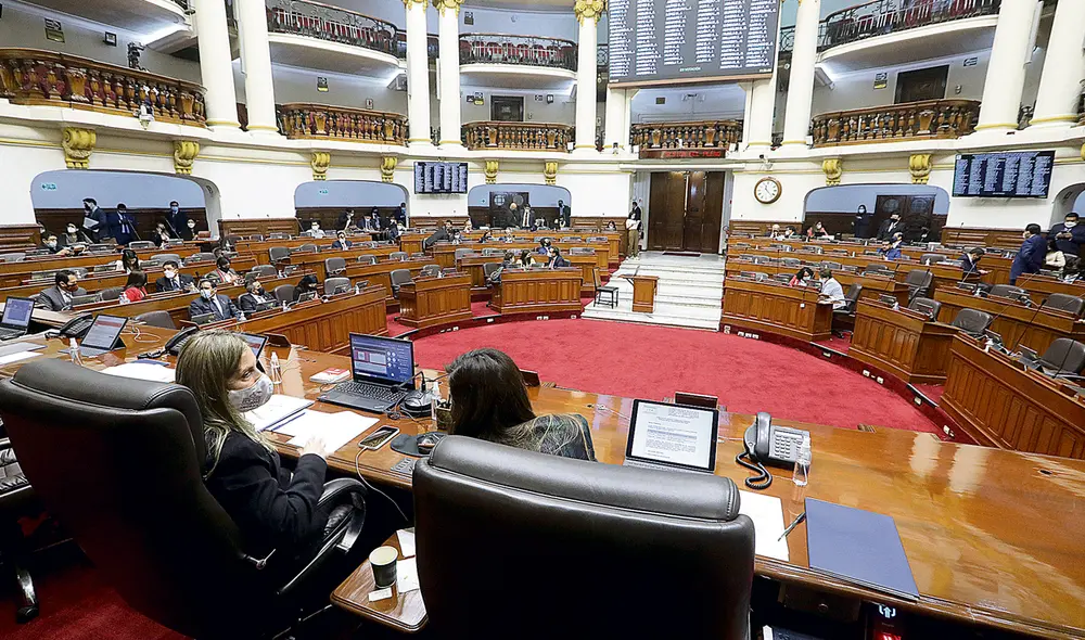 Hemiciclo, Patricia Chirinos.