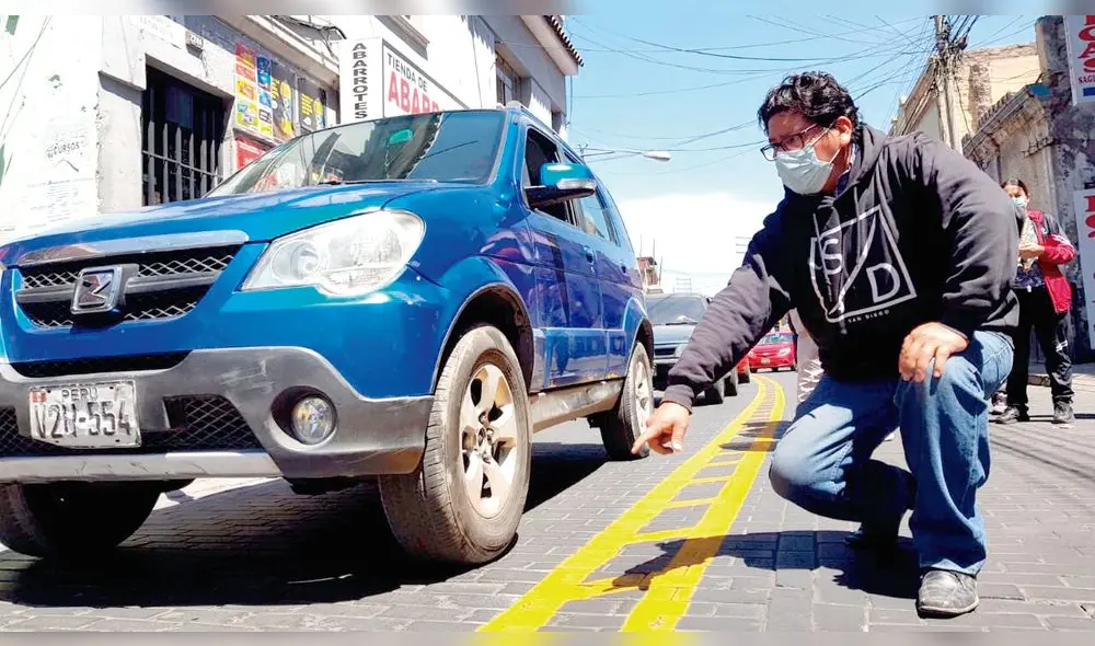 Rechazo. Vecinos de calles por donde pasarán ciclovías rechazan proyecto que implementa municipio de Arequipa. Foto: La República Rechazo. Vecinos de calles por donde pasarán ciclovías rechazan proyecto que implementa municipio de Arequipa. Foto: La República