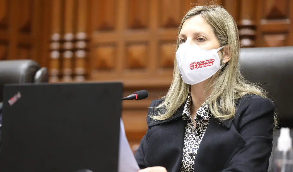 María del Carmen Alva preside la Mesa Directiva del Congreso. Foto: Parlamento María del Carmen Alva preside la Mesa Directiva del Congreso. Foto: Parlamento