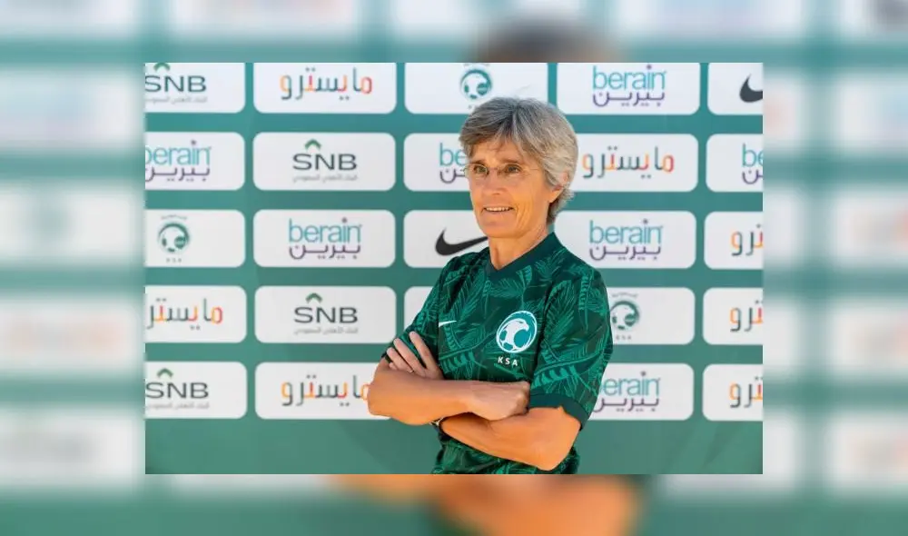 "Me siento privilegiada de dirigir la primera selección nacional femenina de Arabia Saudita”, declaró la seleccionadora. Foto: EFE "Me siento privilegiada de dirigir la primera selección nacional femenina de Arabia Saudita”, declaró la seleccionadora. Foto: EFE