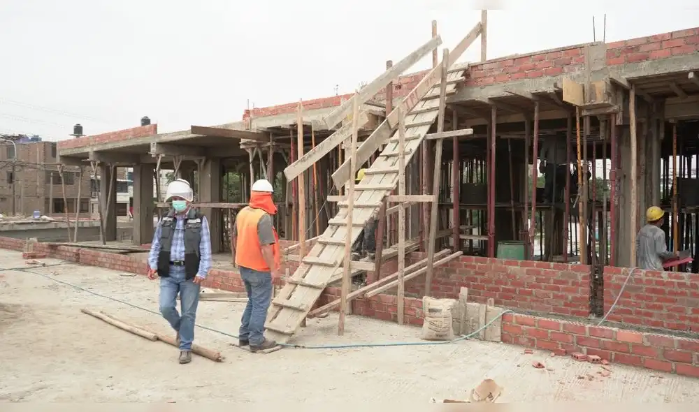 Colegios afectados por El Niño Costero se están reconstruyendo. Foto: MPT Colegios afectados por El Niño Costero se están reconstruyendo. Foto: MPT
