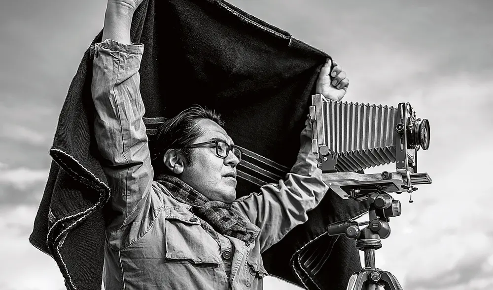 Maestro. Jero Gonzales con su cámara análoga, de placas. Foto: difusión Maestro. Jero Gonzales con su cámara análoga, de placas. Foto: difusión