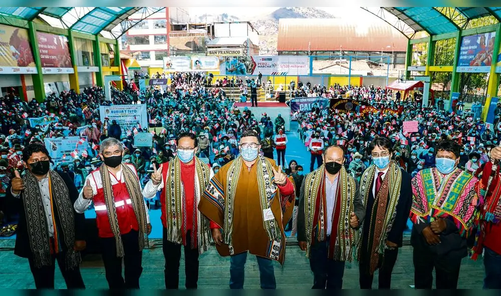 Actividades. Tres ministros de Estado participaron del lanzamiento del plan de reactivación en el parque Marianito Ferro. Consideran que debatir la vacancia abona al clima de inestabilidad.