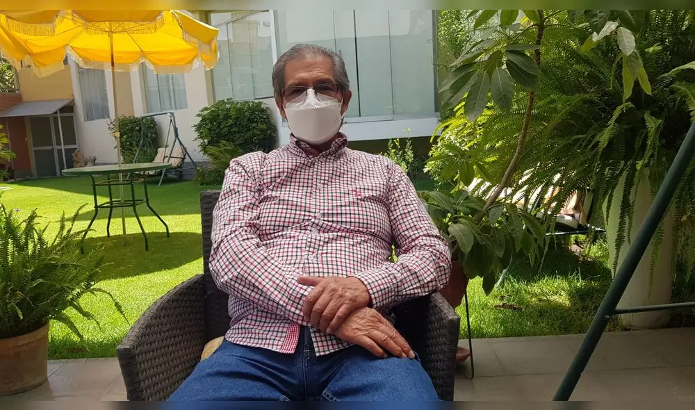 Isaac Martínez recordó que, hasta el 8 de diciembre, el Gobierno Regional de Arequipa y la concesionaria Cobra, aplazaron la suspensión de obligaciones. En teoría, hasta entonces tendría que aprobarse la adenda 13. Foto: La República Isaac Martínez recordó que, hasta el 8 de diciembre, el Gobierno Regional de Arequipa y la concesionaria Cobra, aplazaron la suspensión de obligaciones. En teoría, hasta entonces tendría que aprobarse la adenda 13. Foto: La República