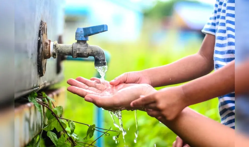 Tres de cada diez usuarios domésticos serán beneficiarios del subsidio cruzado focalizado. Foto: Sunass Tres de cada diez usuarios domésticos serán beneficiarios del subsidio cruzado focalizado. Foto: Sunass