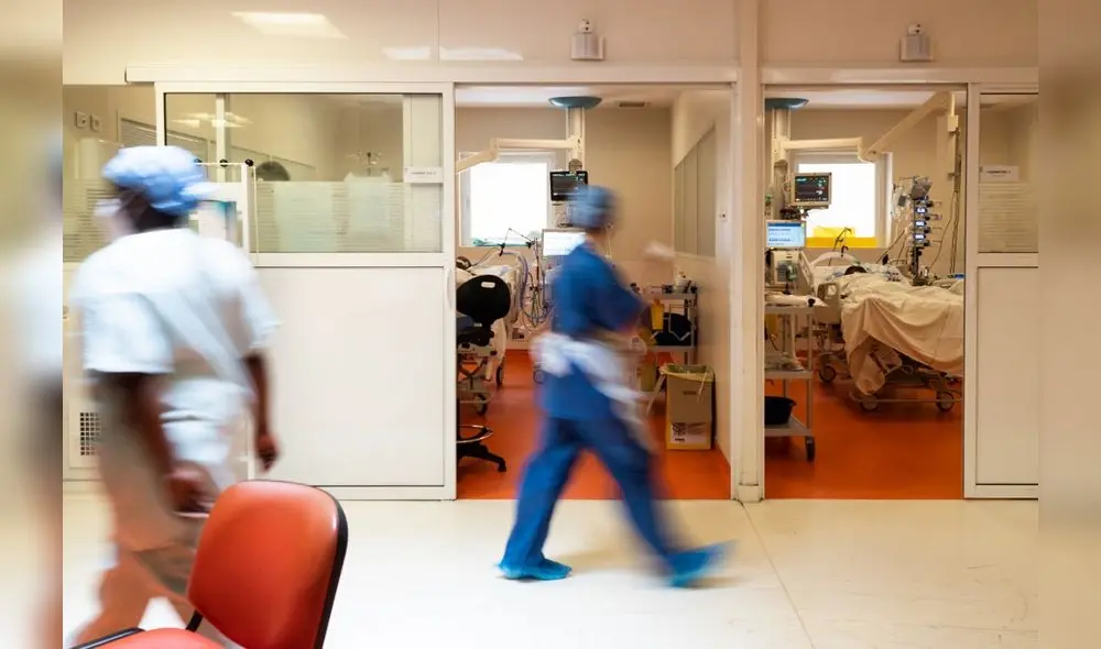 “La quinta ola ha comenzado como un rayo”, avisó Attal en una entrevista conjunta con Europe1, Cnews y Les Echos. Foto: AFP