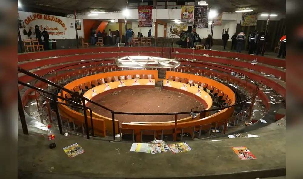 Clientes fueron encontrados consumiendo bebidas alcohólicas. Foto: MPT