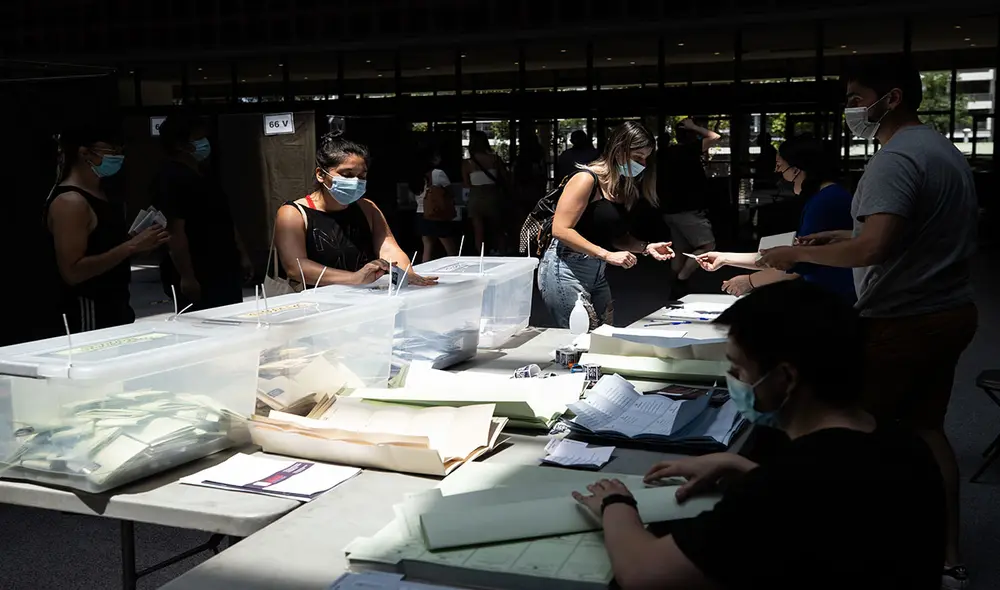 La elección presidencial en Chile ha transcurrido mayormente con normalidad. Foto: EFE