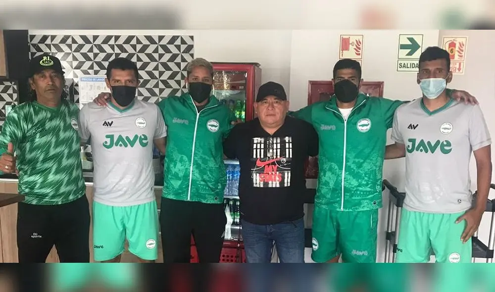 Los Caimanes cuentan con respaldo de su hinchada. Foto: Los Caimanes