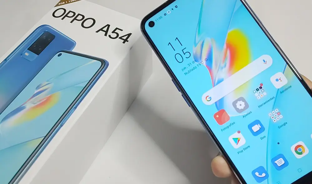 El Oppo A54 está disponible en dos colores. Foto: Juan José López Cuya / La República