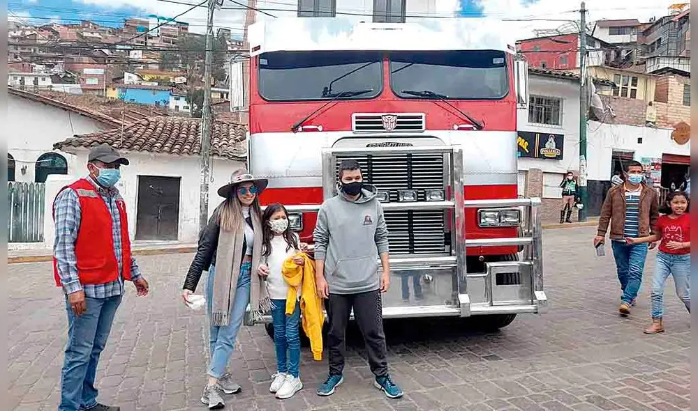 Rodaje de Transformers en Cusco. Foto: La República Rodaje de Transformers en Cusco. Foto: La República