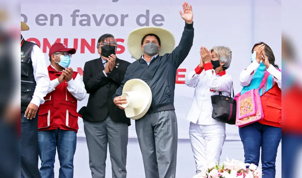 El jefe de Estado viajó a Arequipa para supervisar los trabajos del Ministerio de Desarrollo e Inclusión Social, cartera que se encuentra a cargo de Dina Boluarte. Foto: Presidencia del Perú