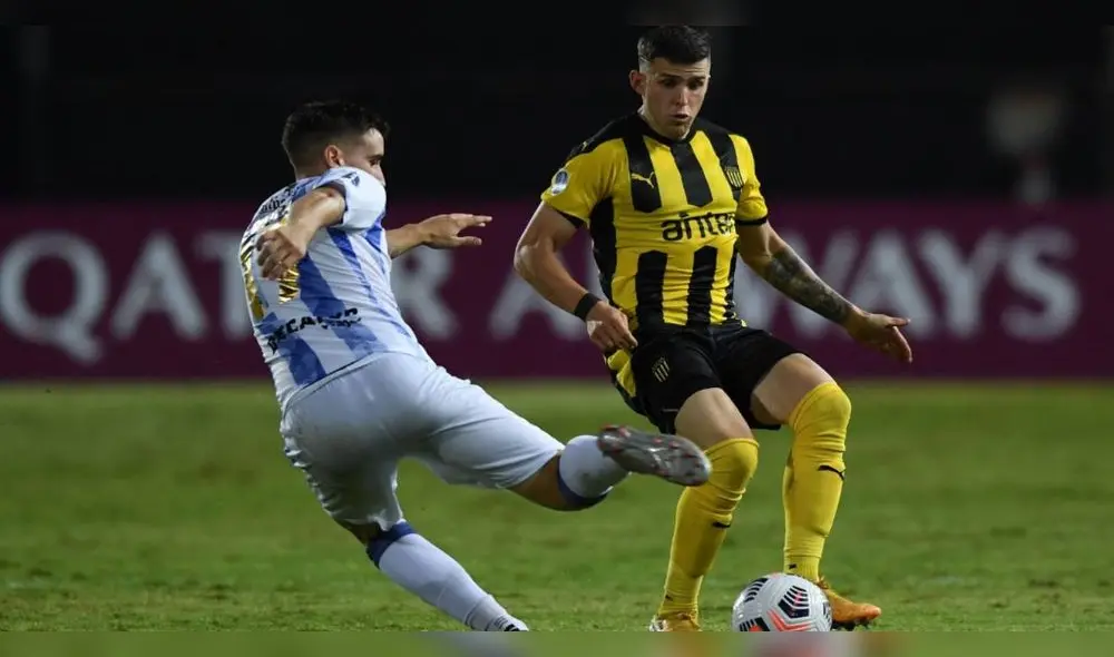 El Peñarol vs. Cerro Largo se jugará sin VAR. Foto: EFE El Peñarol vs. Cerro Largo se jugará sin VAR. Foto: EFE
