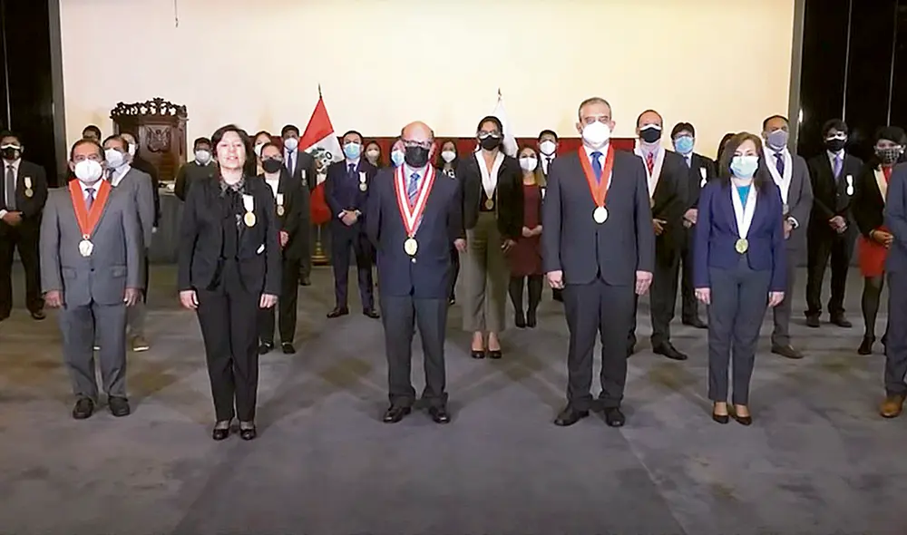 Los leales. Manifestación contra la fiscal que presentó una queja del equipo de Los Cuellos Blancos. No participó su coordinador, Pablo Sánchez. Foto: difusión