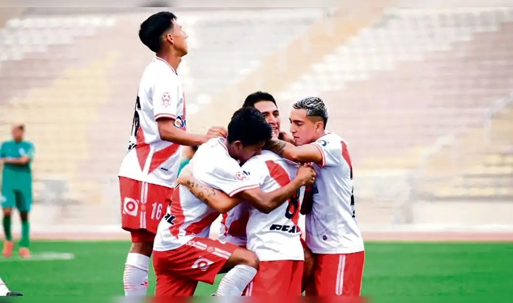 Goles. Jornada triunfal para los equipos del sur, ayer en el estadio de San Marcos. Uno de los dos podría estar en la Liga 1 del próximo año. Foto: Copa Perú Goles. Jornada triunfal para los equipos del sur, ayer en el estadio de San Marcos. Uno de los dos podría estar en la Liga 1 del próximo año. Foto: Copa Perú