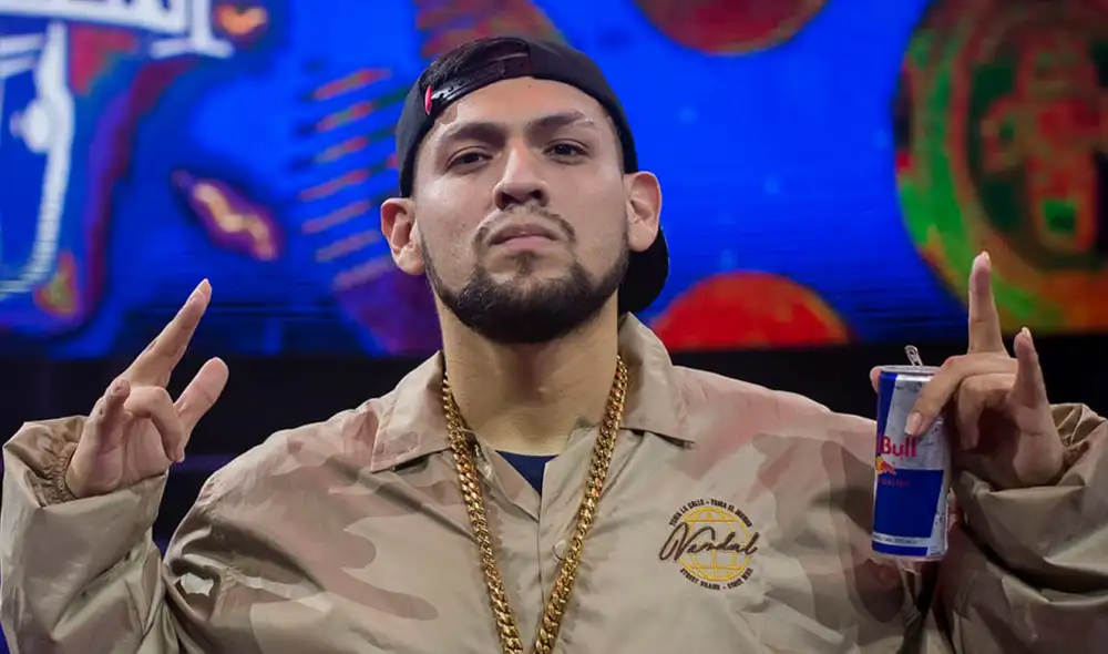 Stick festeja su tricampeonato de Red Bull Perú. Foto: Red Bull Batalla