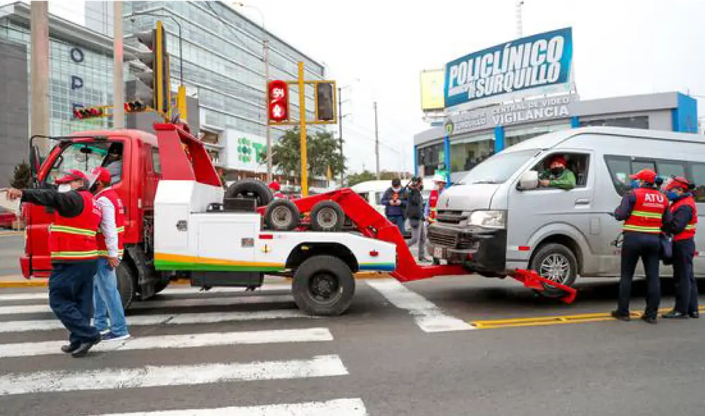 Muchas municipalidades ofrecen descuentos si los propietarios del vehículo se acercan a pagar la multa de infracción de forma inmediata. Foto: ATU