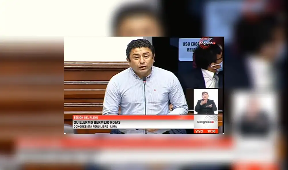 "Instamos a la Fiscalía a que haga su trabajo. Pero aquí no han encontrado a nadie repartiendo dinero en la salita del SIN", expresó Bermejo. Foto: Congreso de la República "Instamos a la Fiscalía a que haga su trabajo. Pero aquí no han encontrado a nadie repartiendo dinero en la salita del SIN", expresó Bermejo. Foto: Congreso de la República