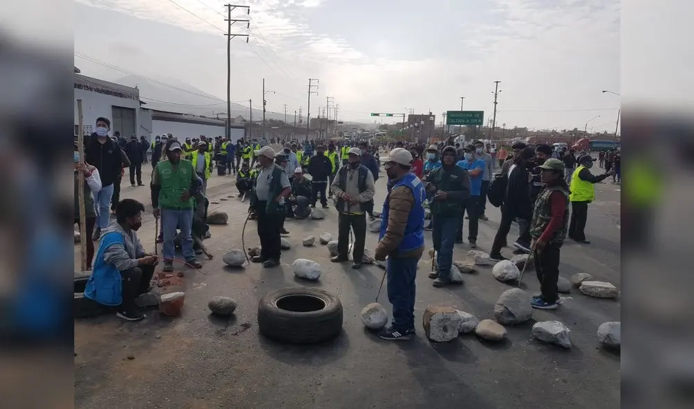 Ronderos llevan cuatro días de paro indefinido en La LIbertad. Foto: Jaime Mendoza Ruiz / La República