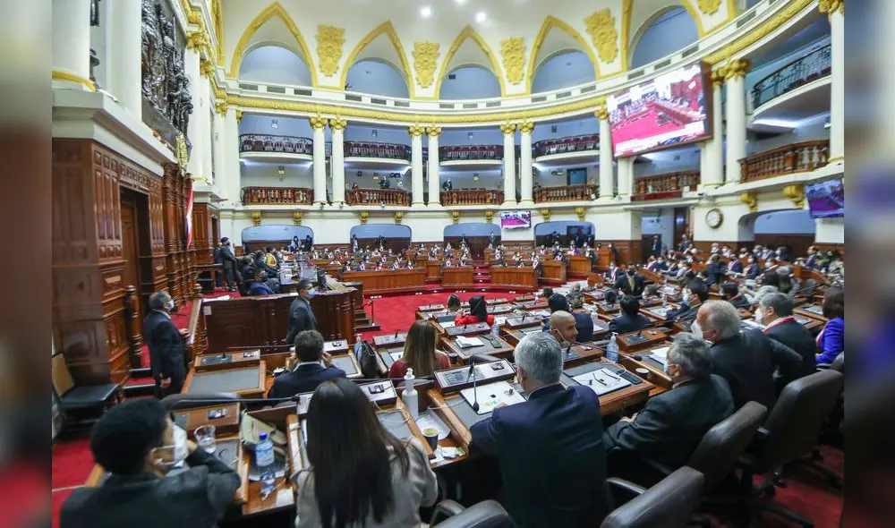 Un total de 28 congresistas de las bancadas Fuerza Popular, Renovación Popular y Avanza País firmaron la moción de vacancia presentada por Patricia Chirinos. Foto: Andina Un total de 28 congresistas de las bancadas Fuerza Popular, Renovación Popular y Avanza País firmaron la moción de vacancia presentada por Patricia Chirinos. Foto: Andina
