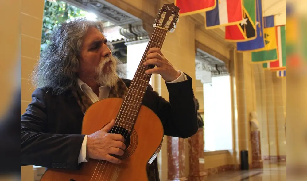 Artista ayacuchano Manuelcha Prado llevará el canto andino peruano. Foto: Archivo Trilucero Producciones