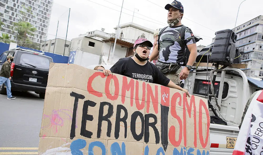 Colectivos de exmilitares de las FF. AA. se han sumado a la campaña conspirativa. Foto: John Reyes/ La República